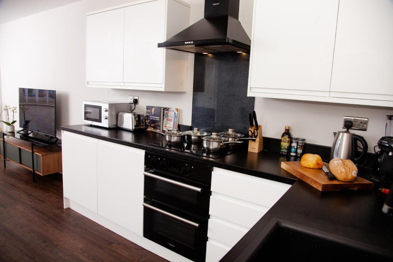 High Life Serviced Apartments - Old Town Swindon Exterior foto
