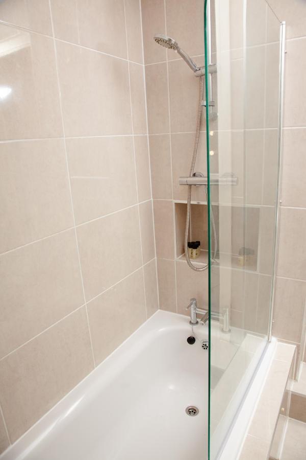 High Life Serviced Apartments - Old Town Swindon Exterior foto